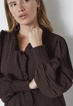 Hlaða mynd inn í gallerískoðara, Shinacc Frill Ls Shirt Dark Brown
