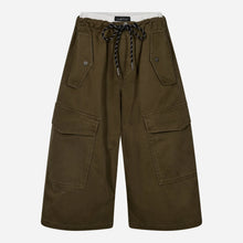 Hlaða mynd inn í gallerískoðara, Pull On Cargo Bermudas Army
