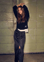 Load image into Gallery viewer, New Chrisse Drape Slit Skirt Black
