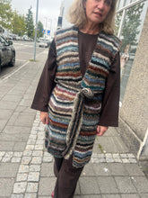 Load image into Gallery viewer, Tracey w Belt Dark Multi
