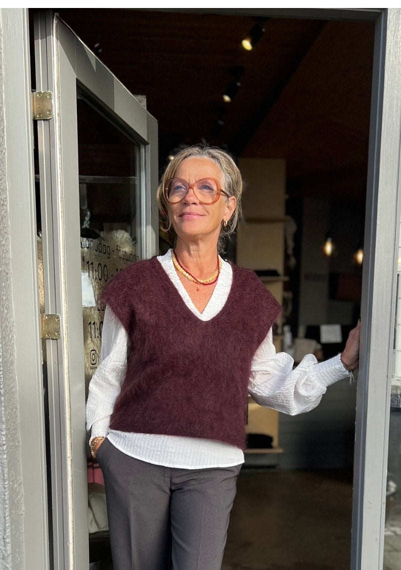 Camryn Knit vest