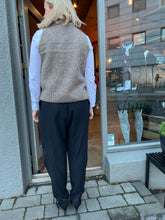 Hlaða mynd inn í gallerískoðara, Drapy tailoring overlap pants Talli Midnight
