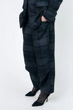 Load image into Gallery viewer, KikiLL Pants Dark Grey
