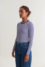 Load image into Gallery viewer, Ludmilla LS Tee Blue Whisper White
