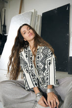 Load image into Gallery viewer, LuluLL Jacket Black
