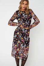Load image into Gallery viewer, Queencras Skirt Black
