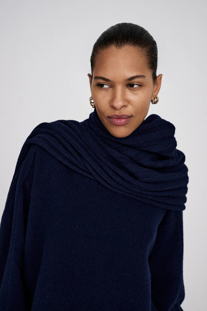 Dalani Pure wool boxy sweater I Navy