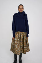 Load image into Gallery viewer, Dalani Pure wool boxy sweater I Navy
