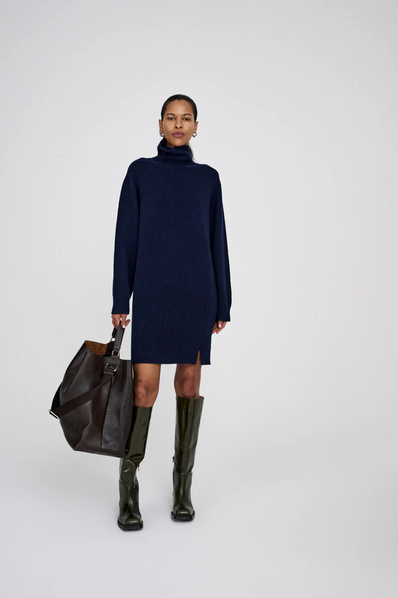 Daya Leather large bucket bag I Coffee