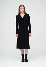 Hlaða mynd inn í gallerískoðara, Cascara Dress Black
