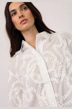 Hlaða mynd inn í gallerískoðara, BrynnCC Structure Shirt White
