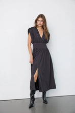 Load image into Gallery viewer, Cattlacc V Dress

