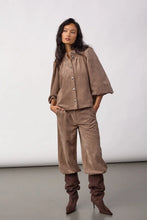 Hlaða mynd inn í gallerískoðara, DaisyCC Cord Pant Walnut
