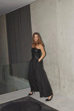 Load image into Gallery viewer, Pariscc Skirt Pant Black
