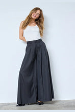 Load image into Gallery viewer, Pariscc Skirt Pant Black
