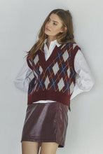 Load image into Gallery viewer, Rowcc Check Vest Winered
