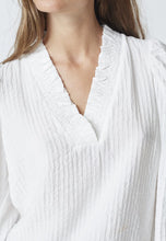 Hlaða mynd inn í gallerískoðara, Shinacc V Blouse Off White
