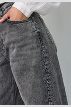 Load image into Gallery viewer, VickyCC Stud Stone Jeans Black
