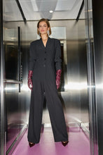 Hlaða mynd inn í gallerískoðara, VolaCC New Pleat Pant
