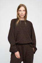 Hlaða mynd inn í gallerískoðara, Earth Sweat Dark Brown
