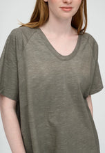 Hlaða mynd inn í gallerískoðara, Favorite Tee Khaki Gray
