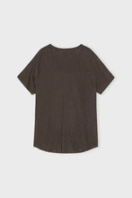 Hlaða mynd inn í gallerískoðara, Favourite Tee Dark Brown

