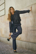 Hlaða mynd inn í gallerískoðara, Terry CC Denim Pant - Dark Denim
