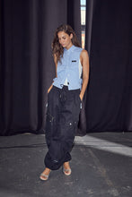 Load image into Gallery viewer, Air Zip Pant Black
