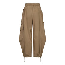 Load image into Gallery viewer, Air Zip Pant Walnut
