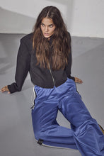 Load image into Gallery viewer, Baggy Track Pants Blue
