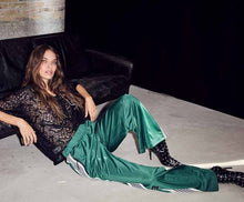Load image into Gallery viewer, Baggy Track Pants Sporty Green

