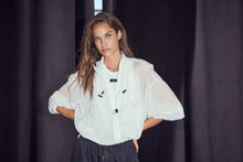 Hlaða mynd inn í gallerískoðara, Iron Paper Jacket White
