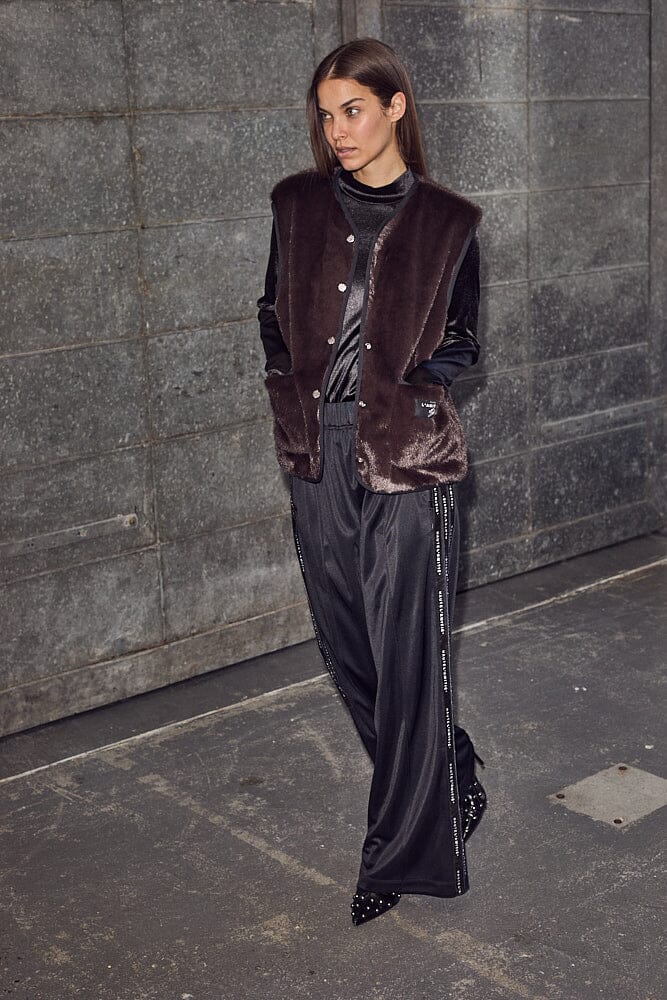 Logo Tape Track Pant Regular