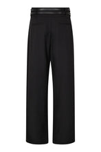 Hlaða mynd inn í gallerískoðara, Michelle Belt Pant Black
