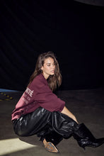 Load image into Gallery viewer, New Studio Tie Sweat Wine
