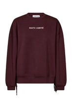 Load image into Gallery viewer, New Studio Tie Sweat Wine
