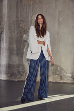 Load image into Gallery viewer, Premiere Hook Blazer
