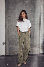 Load image into Gallery viewer, Romie Pleat Tee White
