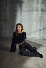 Hlaða mynd inn í gallerískoðara, Sequin Fringe Blouse Black

