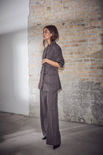 Hlaða mynd inn í gallerískoðara, Waist Fit Check Blazer Mocca
