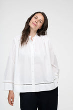 Load image into Gallery viewer, July Shirt Poplin White
