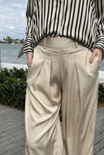 Load image into Gallery viewer, Blake Pants Porcelain
