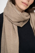 Hlaða mynd inn í gallerískoðara, Laya Scarf Beige Wool
