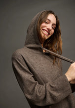Load image into Gallery viewer, Nova Hoodie Merino Brown Mélange

