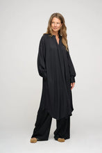 Load image into Gallery viewer, Above Dress Silky
