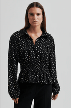 Load image into Gallery viewer, Tuva Shirt Black
