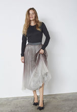 Hlaða mynd inn í gallerískoðara, GlitterCC Plisse Skirt Dark Brown
